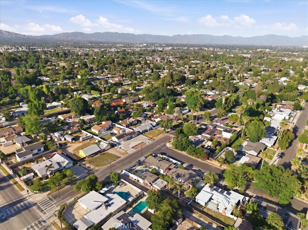 7959 Bothwell Road Reseda, CA 91335 - Photo 55 of 60 an aerial view of residential houses with outdoor space