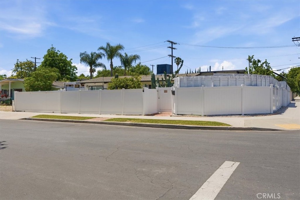 7959 Bothwell Road Reseda, CA 91335 - Photo 57 of 60 a view of a swimming pool and a yard