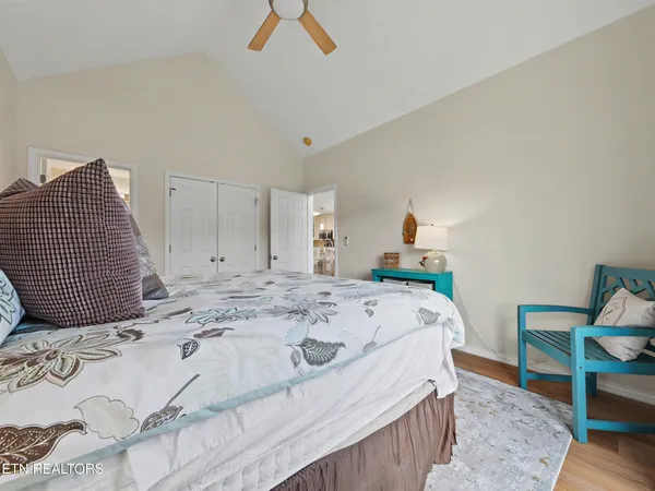 $975,000 | 149 West Deer Village Lane, La Follette, TN 37766