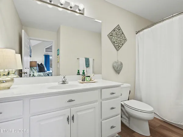 $975,000 | 149 West Deer Village Lane, La Follette, TN 37766