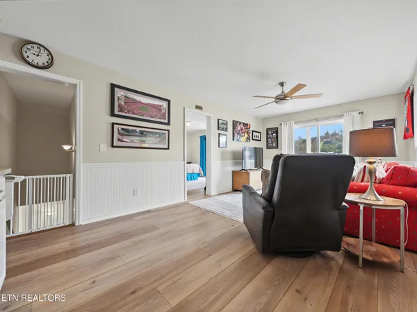 $975,000 | 149 West Deer Village Lane, La Follette, TN 37766