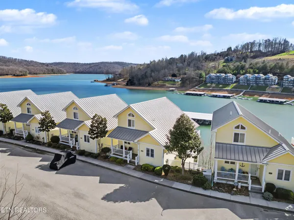 $975,000 | 149 West Deer Village Lane, La Follette, TN 37766