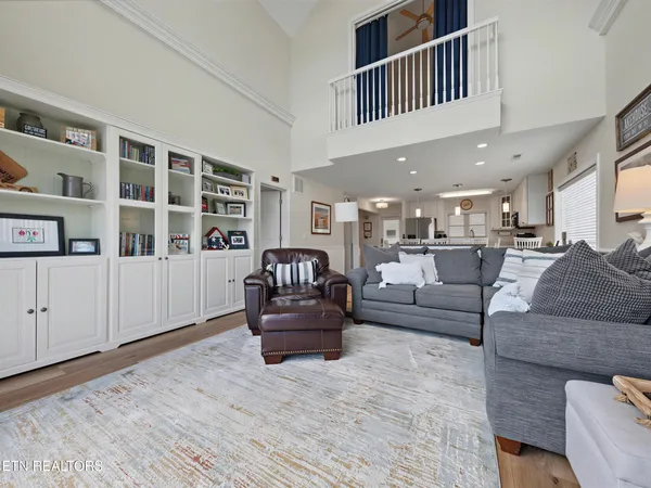 $975,000 | 149 West Deer Village Lane, La Follette, TN 37766