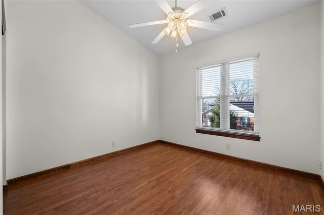 $199,900 | 760 Woodside Trails Drive, Unit 203, Ballwin, MO 63021