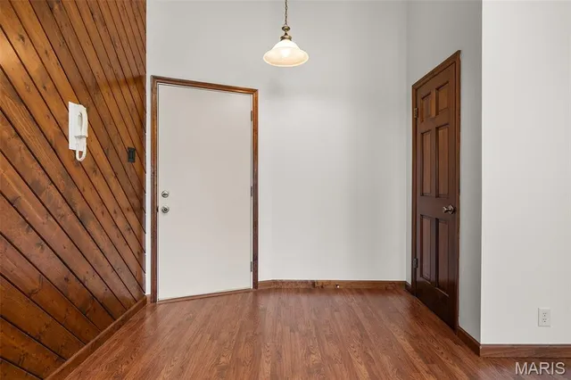 $199,900 | 760 Woodside Trails Drive, Unit 203, Ballwin, MO 63021