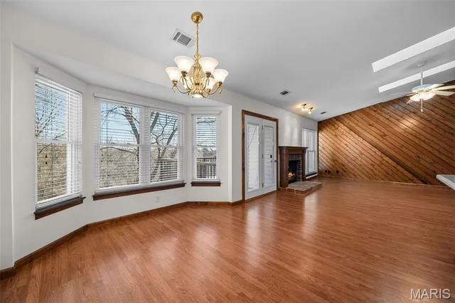 $199,900 | 760 Woodside Trails Drive, Unit 203, Ballwin, MO 63021