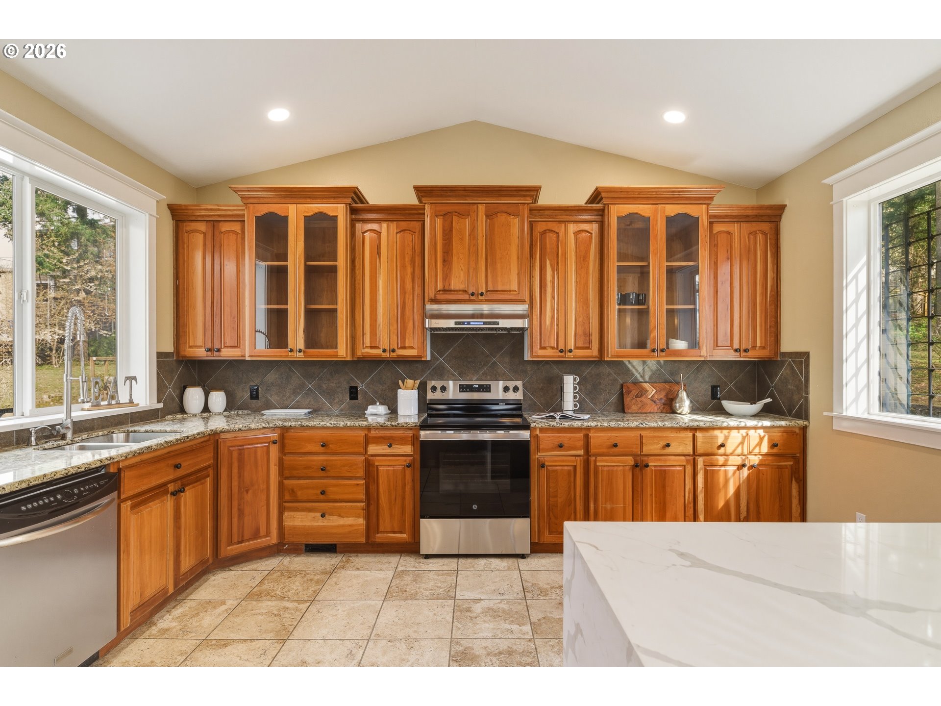 12989 Southeast Mountain Gate Road Happy Valley, OR 97086 - Photo 17 of 48 Gallery Image 17