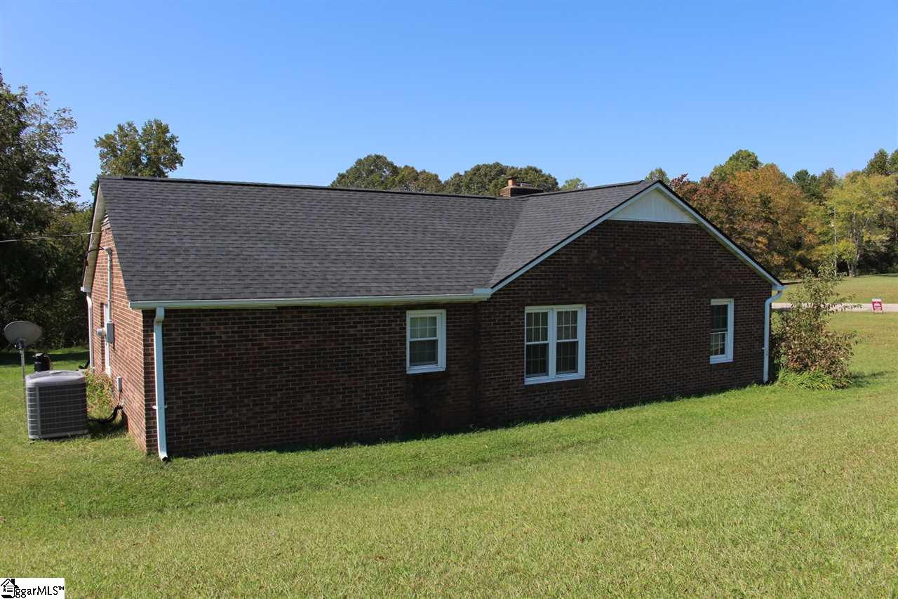 728 Kelly Mill Road Six Mile, SC 29682 - Photo 4 of 35