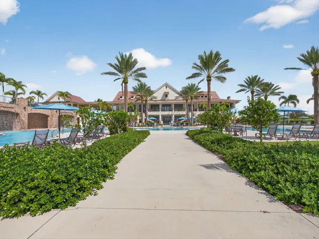 $895,000 | 19655 Split Rail Run, Loxahatchee, FL 33470