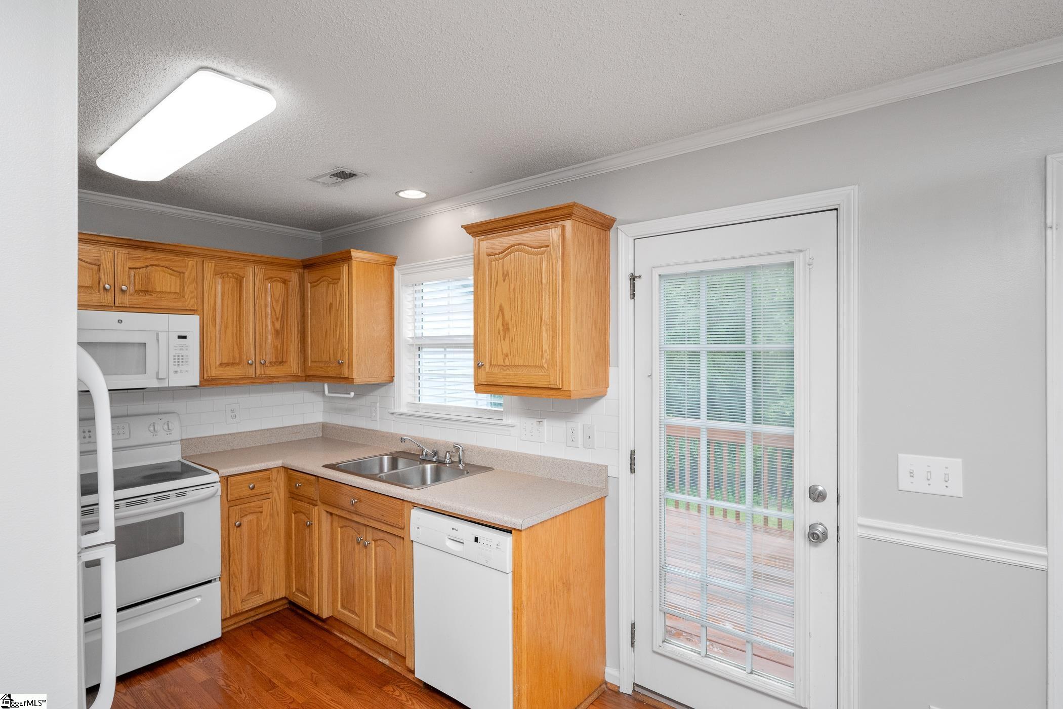 208 Cosmic Court Greer, SC 29651 - Photo 11 of 33 Gallery Image 11