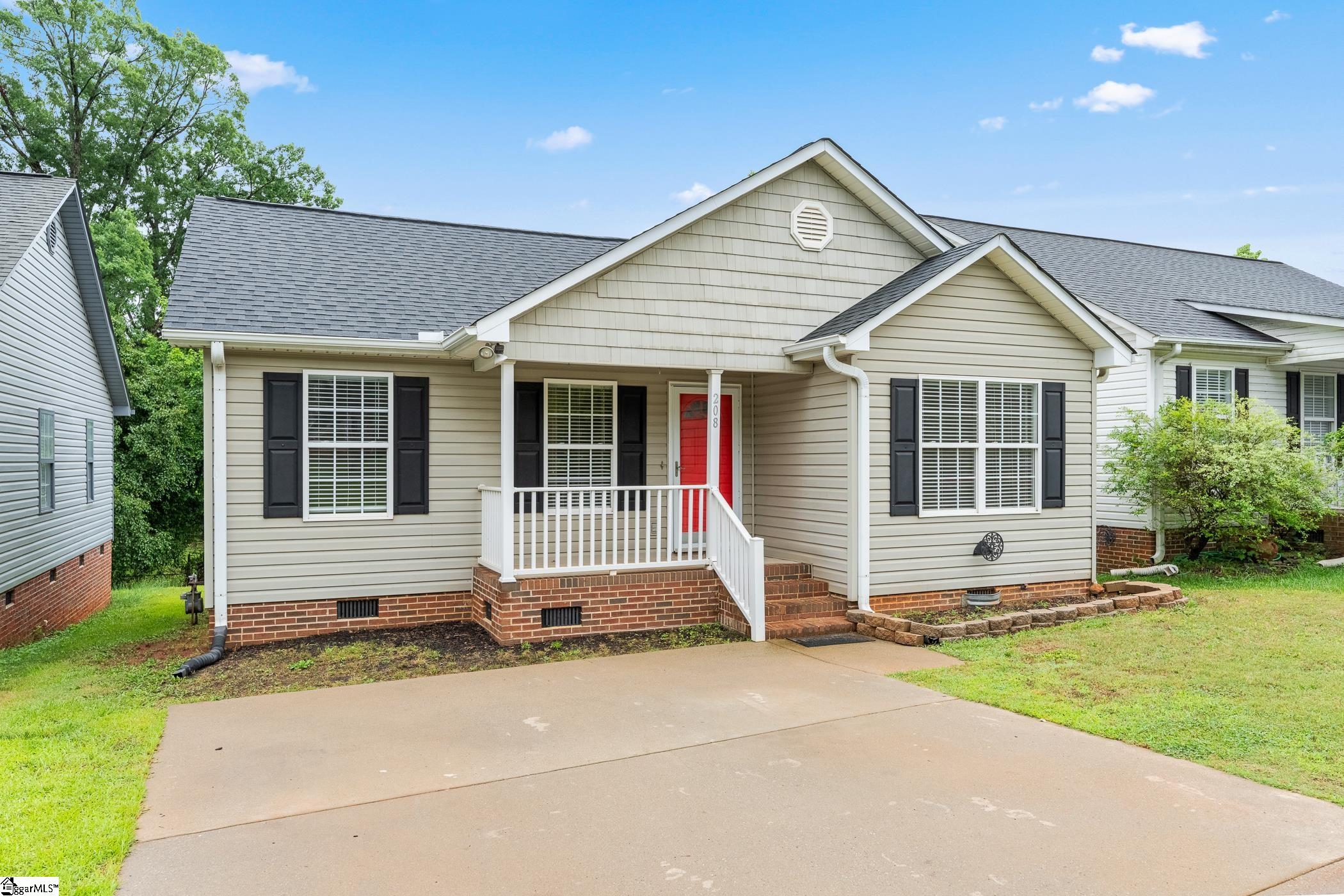 208 Cosmic Court Greer, SC 29651 - Photo 32 of 33 Gallery Image 32