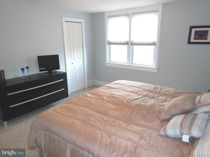 1028 Windsor Road Collingdale, PA 19023 - Photo 11 of 20 Gallery Image 11