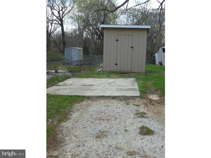 1028 Windsor Road Collingdale, PA 19023 - Photo 20 of 20 Gallery Image 20