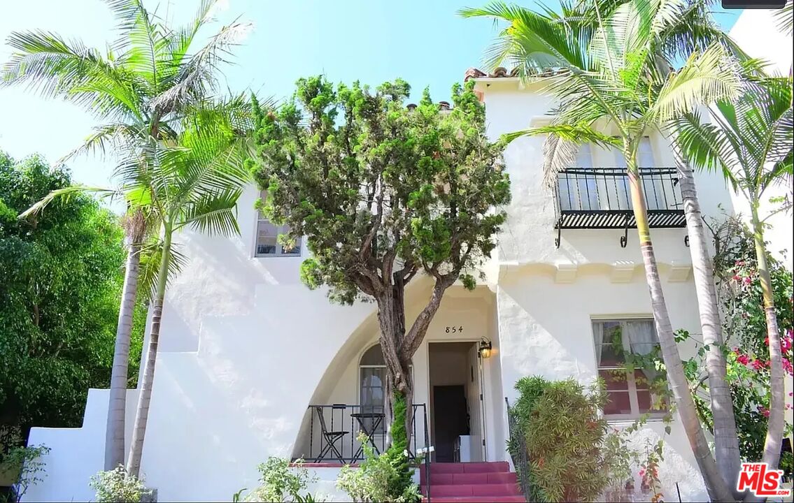 854 4th Street, Unit C Santa Monica, CA 90403 - Photo 1 of 12