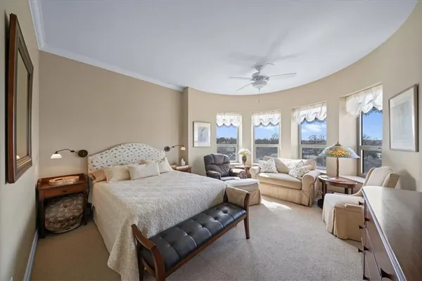 $665,000 | 4950 Central Street, Unit 606, Kansas City, MO 64112