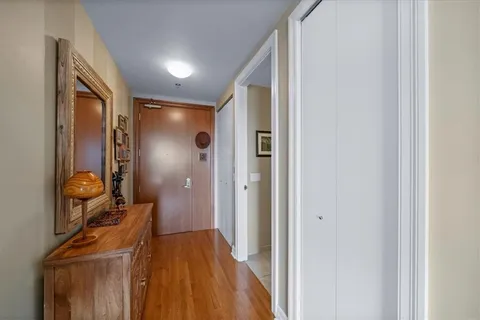 $665,000 | 4950 Central Street, Unit 606, Kansas City, MO 64112