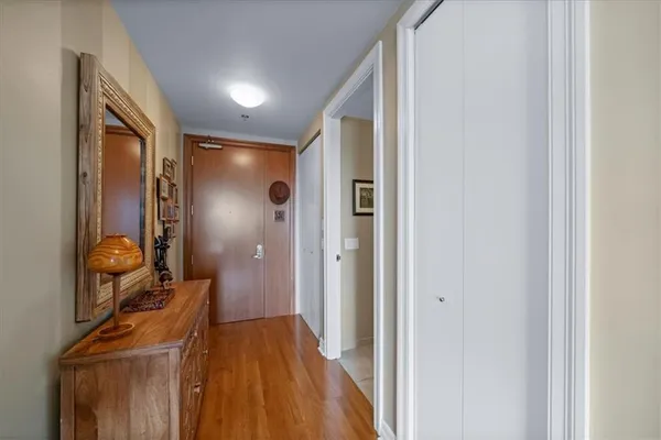 $665,000 | 4950 Central Street, Unit 606, Kansas City, MO 64112