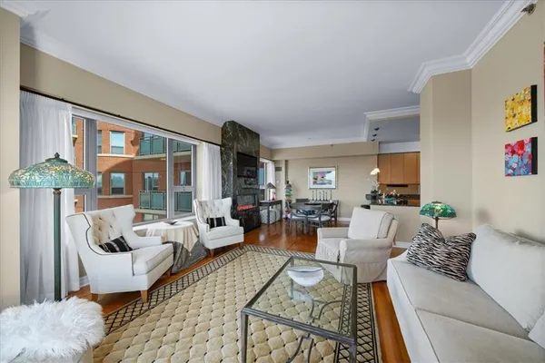 $665,000 | 4950 Central Street, Unit 606, Kansas City, MO 64112