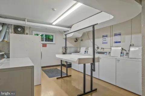 $219,900 | 1830 Columbia Pike, Unit 107, Arlington, VA 22204