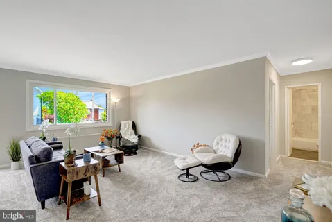 $219,900 | 1830 Columbia Pike, Unit 107, Arlington, VA 22204