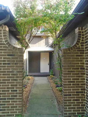 $2,500 | 2547 Meade Court, Ann Arbor, MI 48105