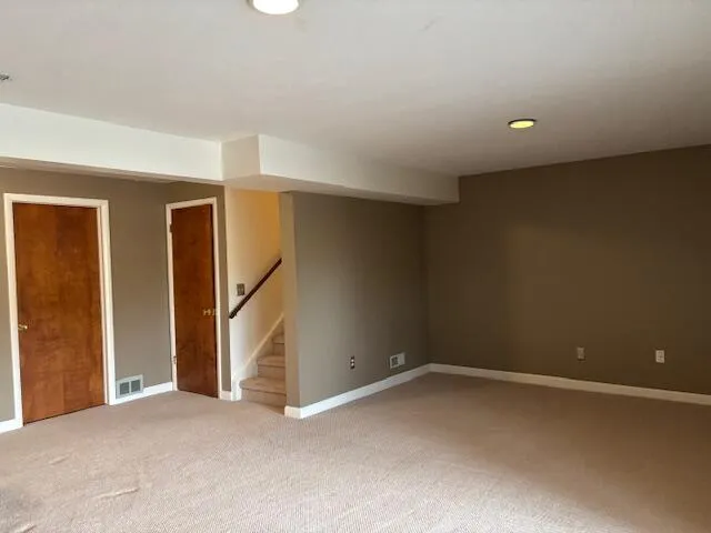 $2,500 | 2547 Meade Court, Ann Arbor, MI 48105