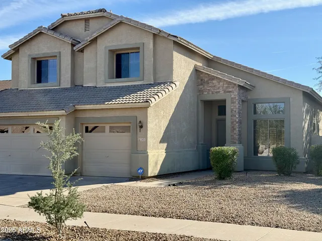 $2,500 | 2431 West Carter Road, Phoenix, AZ 85041