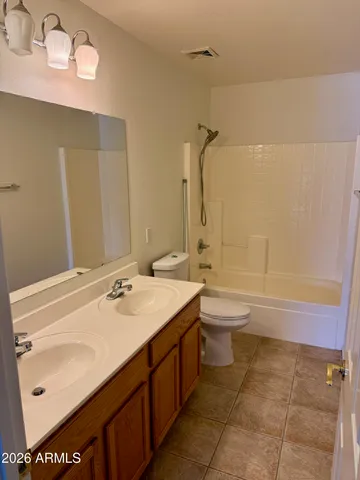 $2,500 | 2431 West Carter Road, Phoenix, AZ 85041