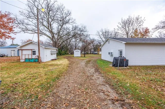 $135,000 | 516 North 8th Street, Neodesha, KS 66757
