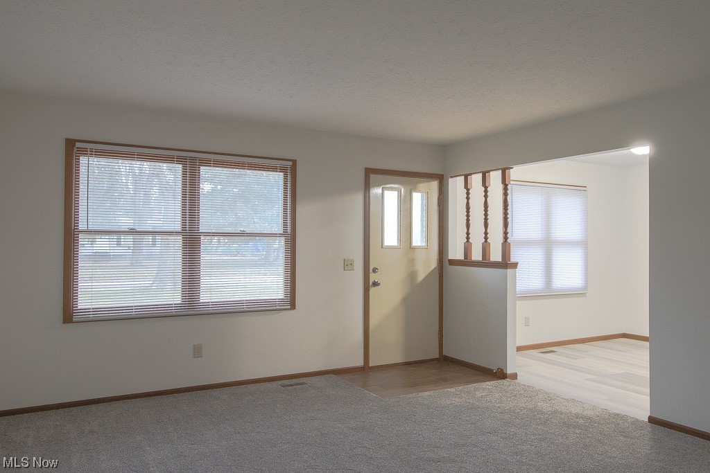 34176 Roberts Road Eastlake, OH 44095 - Photo 9 of 23