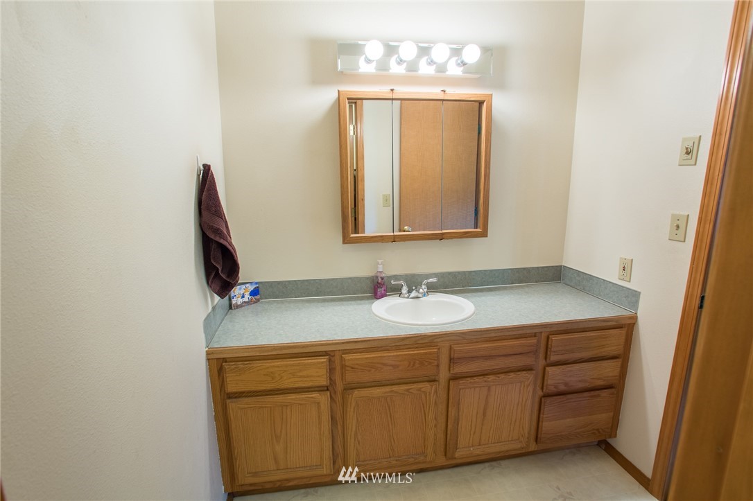 5391 Allison Road Bellingham, WA 98226 - Photo 18 of 24
