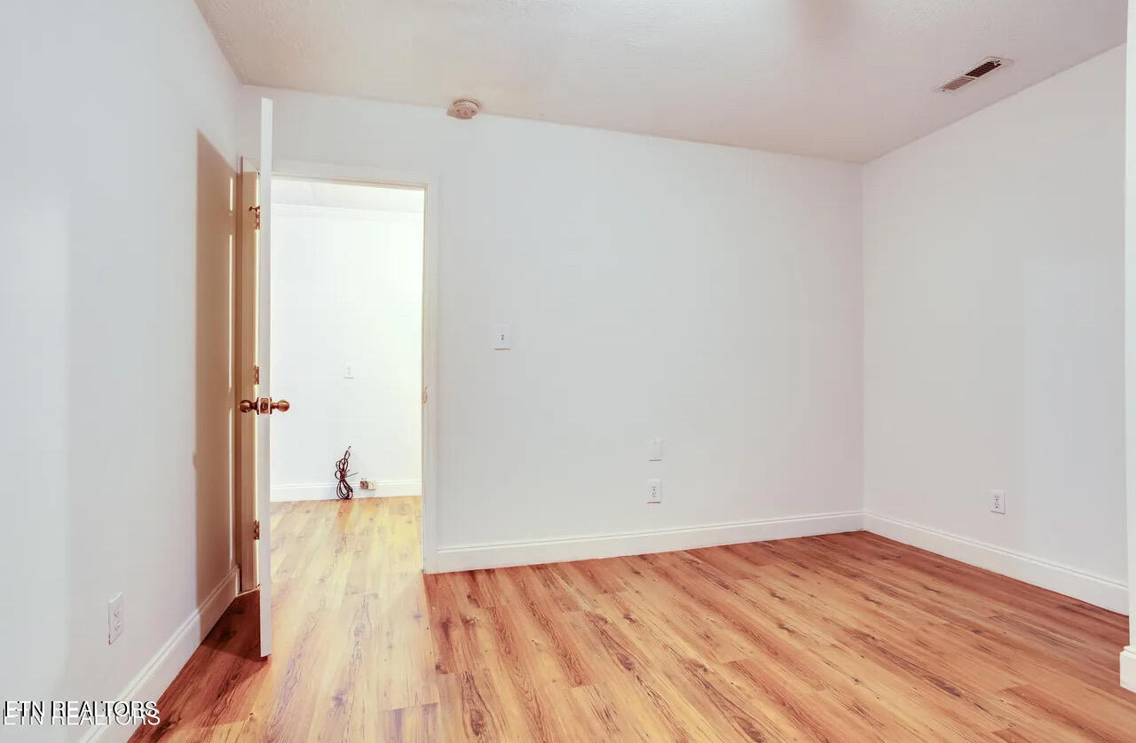 337 Tumbling Run Estates Maynardville, TN 37807 - Photo 20 of 33 Downstairs