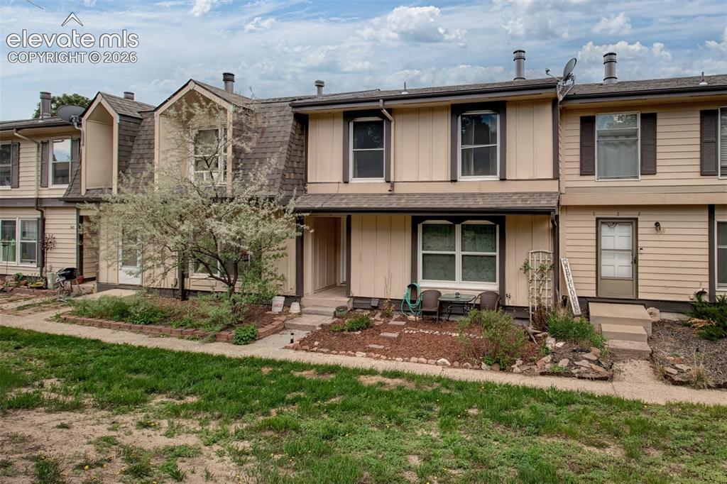 367 Raspberry Lane Monument, CO 80132 - Photo 2 of 25