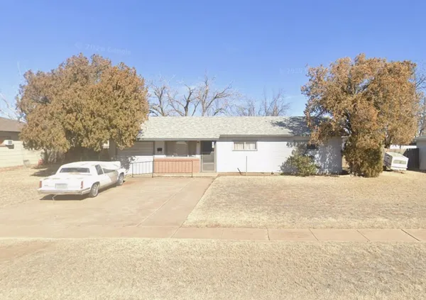 $105,000 | 1405 East Broadway Street, Brownfield, TX 79316