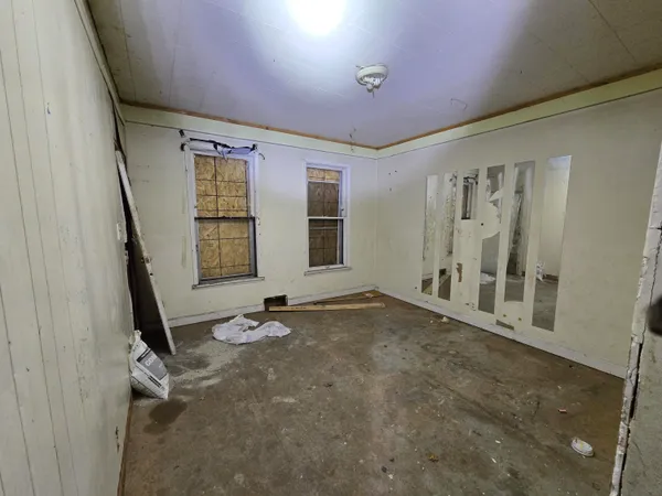 $47,625 | 2023 West Scott Street, Milwaukee, WI 53204