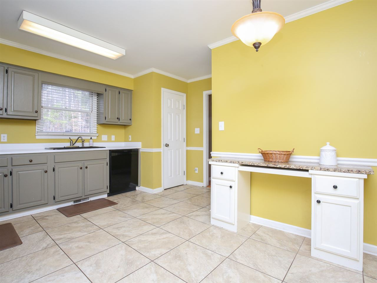 1811 Southview Road Durham, NC 27703 - Photo 13 of 30 Kitchen