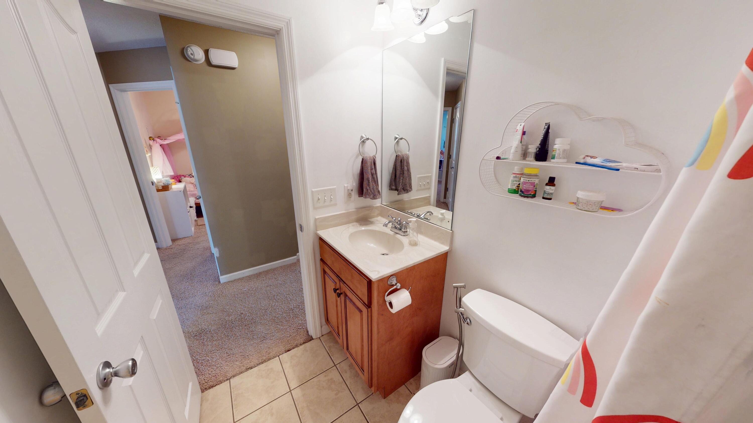 125 Silver Maple Circle Southwest Cleveland, TN 37311 - Photo 16 of 38 16 - Upstairs Bath