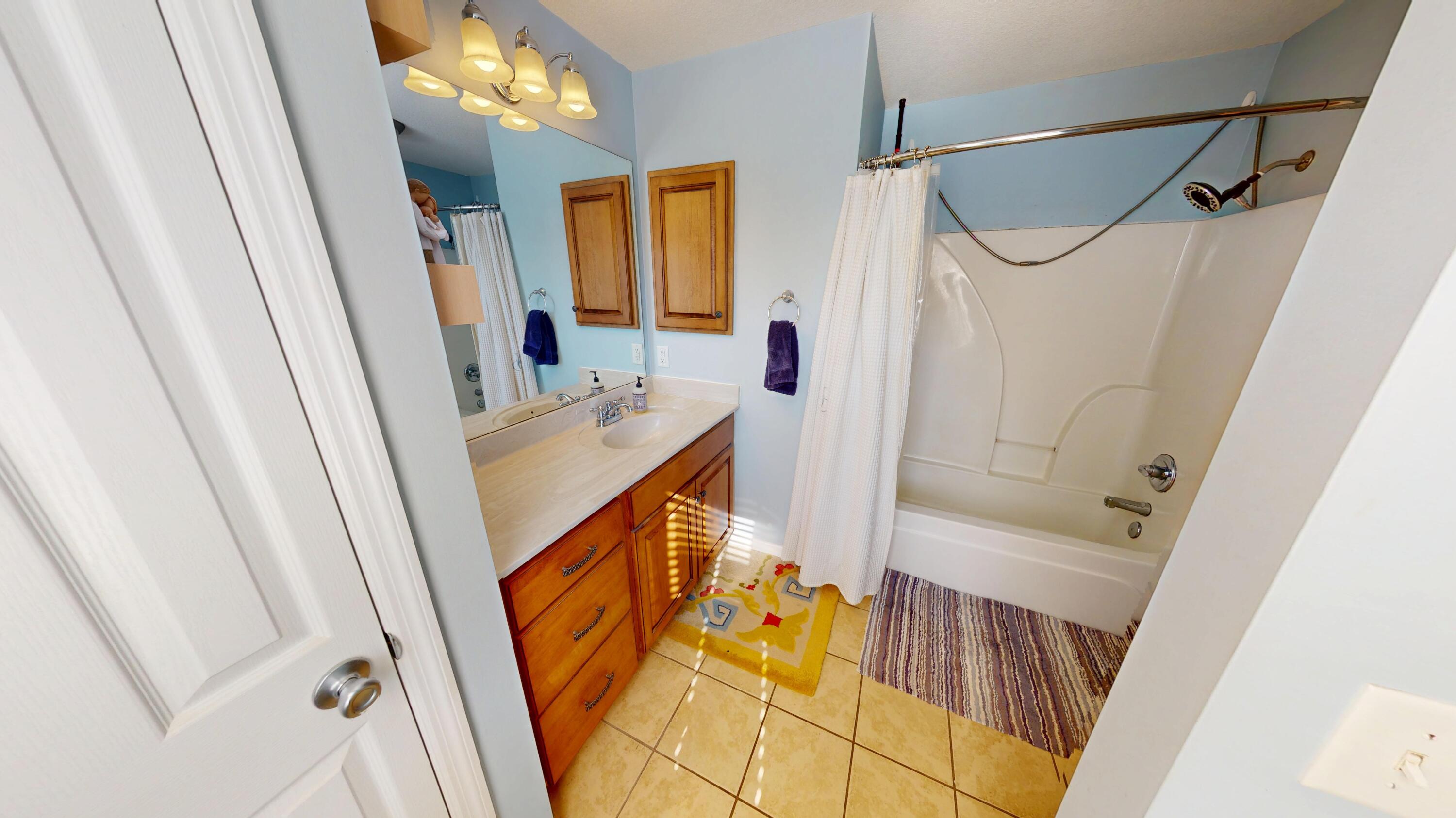 125 Silver Maple Circle Southwest Cleveland, TN 37311 - Photo 24 of 38 24 - Primary Bathroom