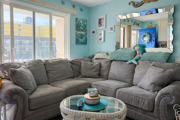 $369,000 | 513 East 17th Avenue, Unit 204, North Wildwood, NJ 08260