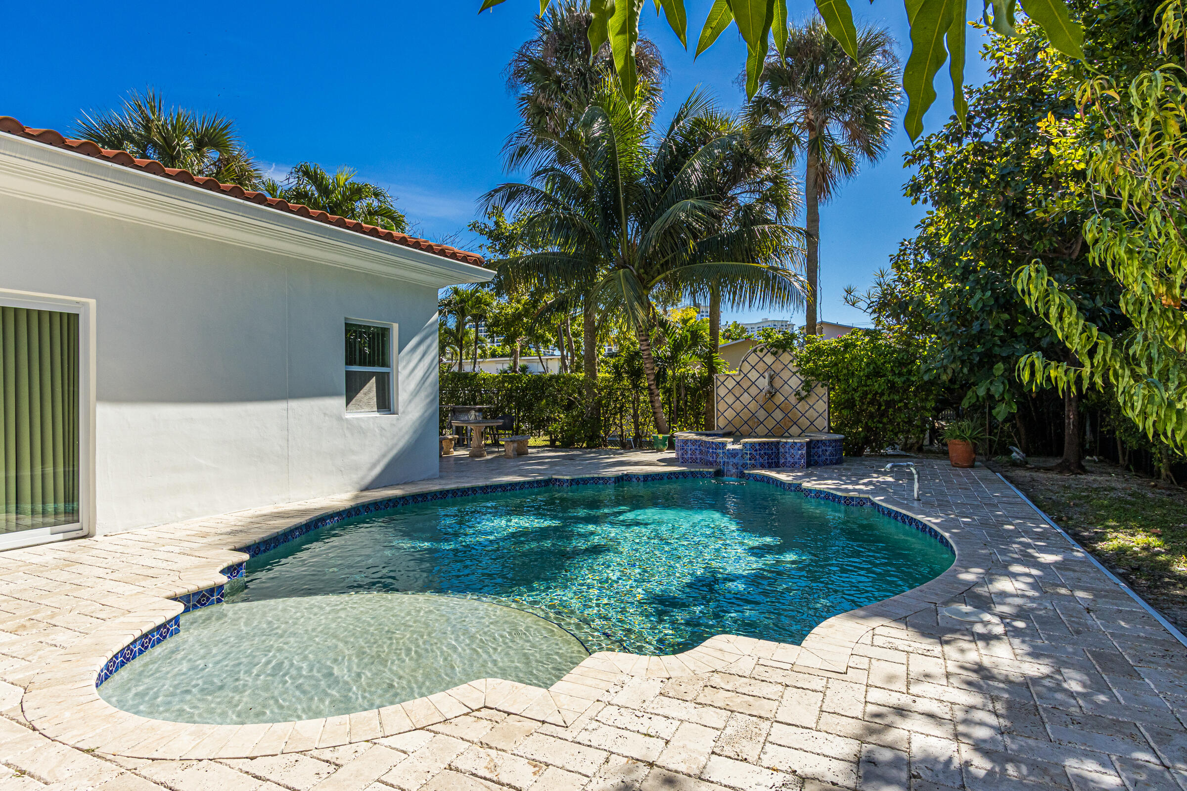 860 Park Drive East Boca Raton, FL 33432 - Photo 12 of 57 860-44