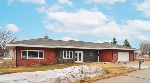 $499,700 | 101 Mini Drive, Staples, MN 56479