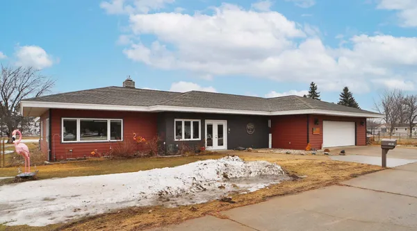 $499,700 | 101 Mini Drive, Staples, MN 56479