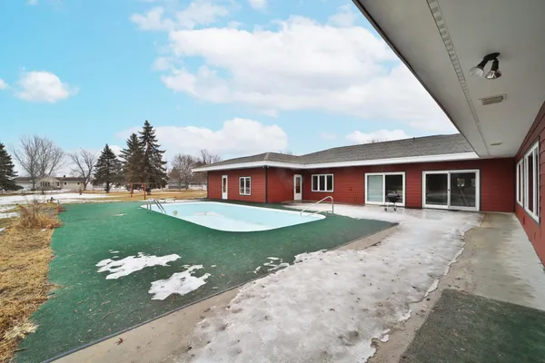 $499,700 | 101 Mini Drive, Staples, MN 56479