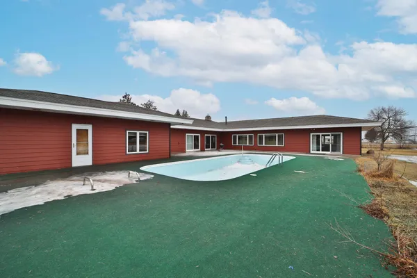 $499,700 | 101 Mini Drive, Staples, MN 56479