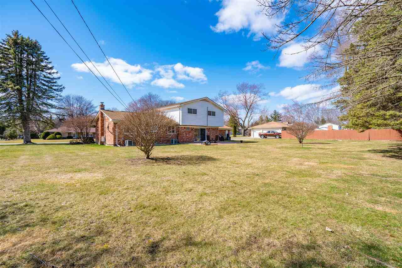 29360 Bermuda Lane Southfield, MI 48076 - Photo 7 of 38