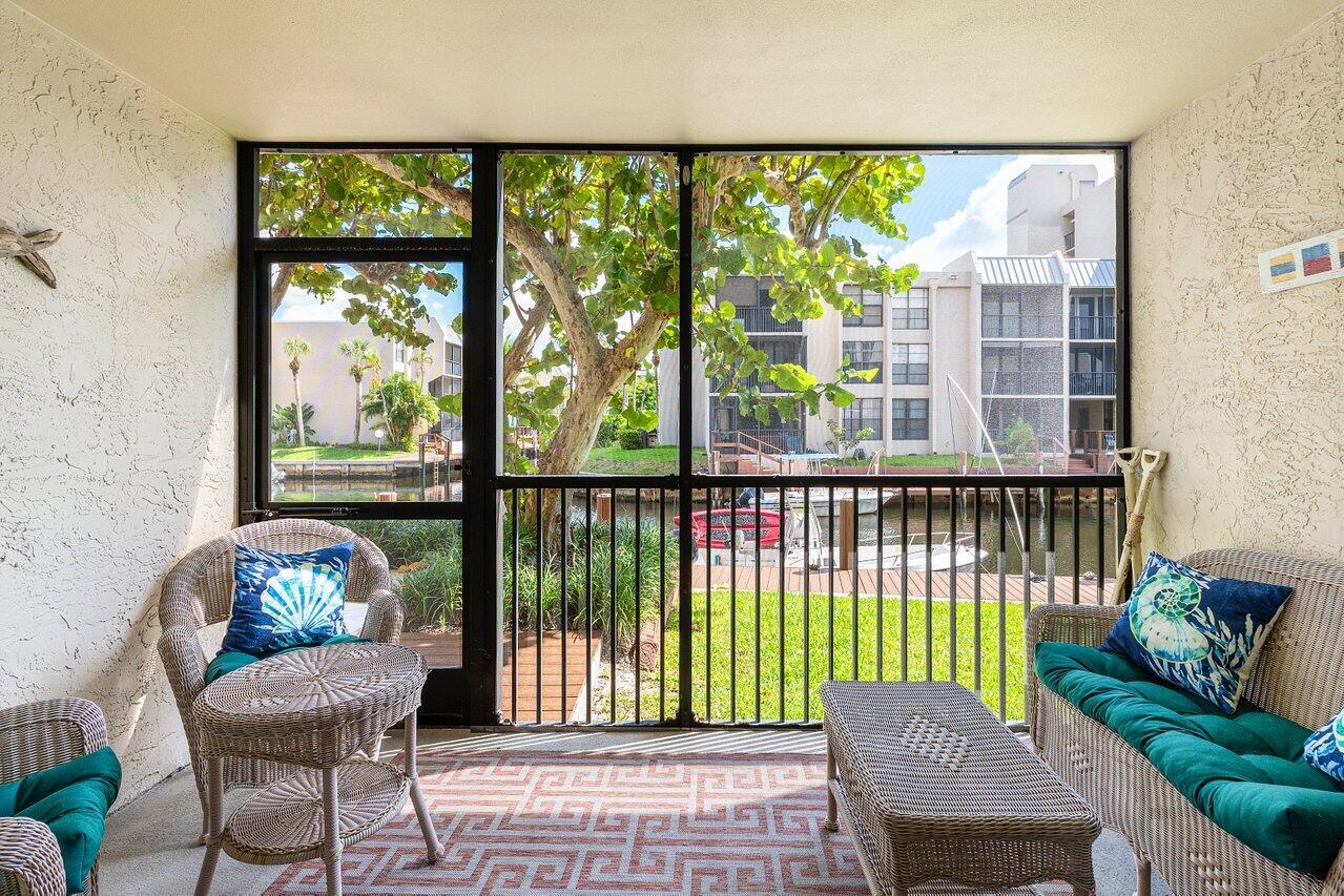 17 Royal Palm Way, Unit 1050 Boca Raton, FL 33432 - Photo 21 of 47 021-17RoyalPalmWay-1050-BocaRaton-FL-334