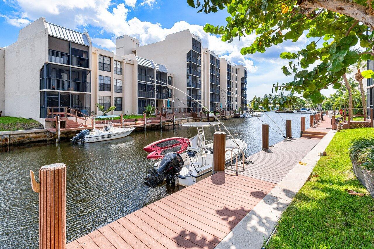 17 Royal Palm Way, Unit 1050 Boca Raton, FL 33432 - Photo 25 of 47 027-17RoyalPalmWay-1050-BocaRaton-FL-334