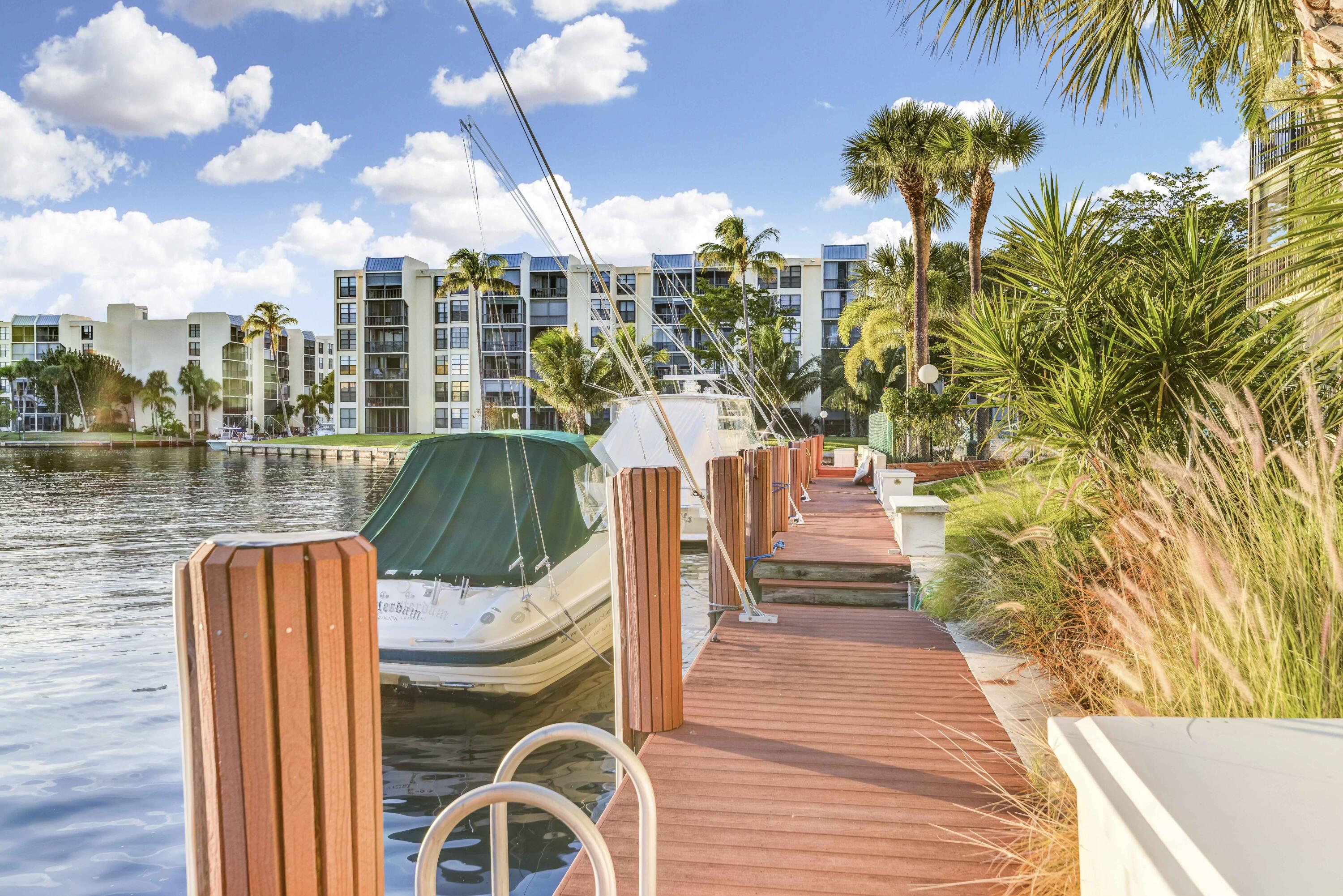 17 Royal Palm Way, Unit 1050 Boca Raton, FL 33432 - Photo 27 of 47 IMG_4361