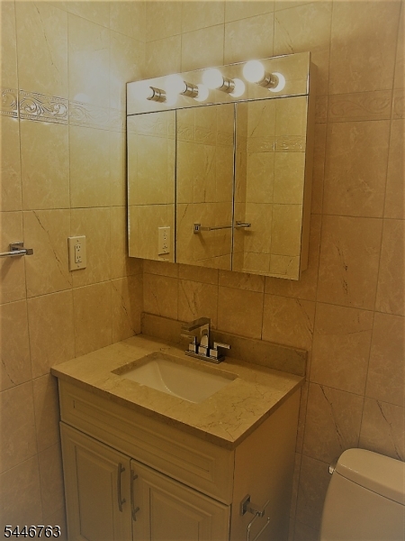 768 Springfield Avenue, Unit B 3 Summit, NJ 07901 - Photo 17 of 19