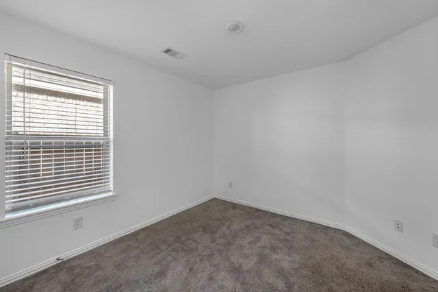 $2,000 | 15918 Tug Court, Crosby, TX 77532